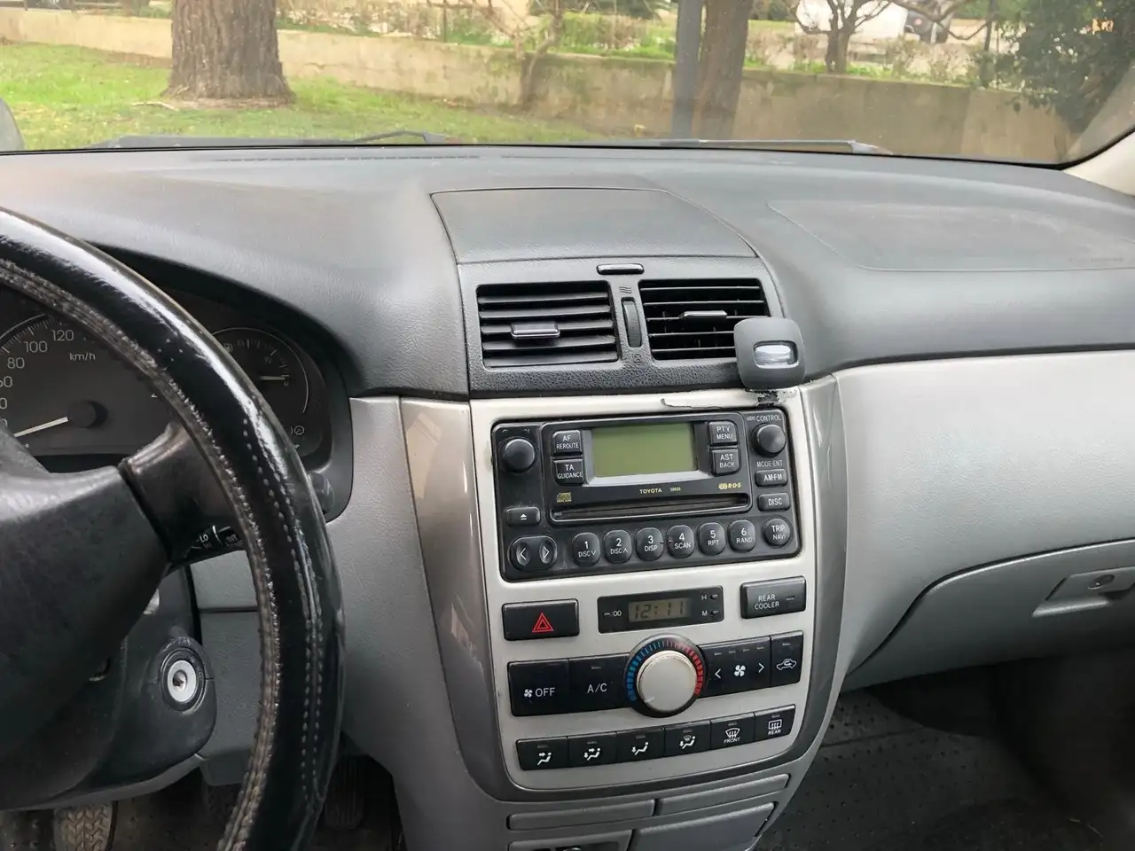 Toyota Avensis Verso Configura come autocarro, motore 2.0 diesel, foto 6