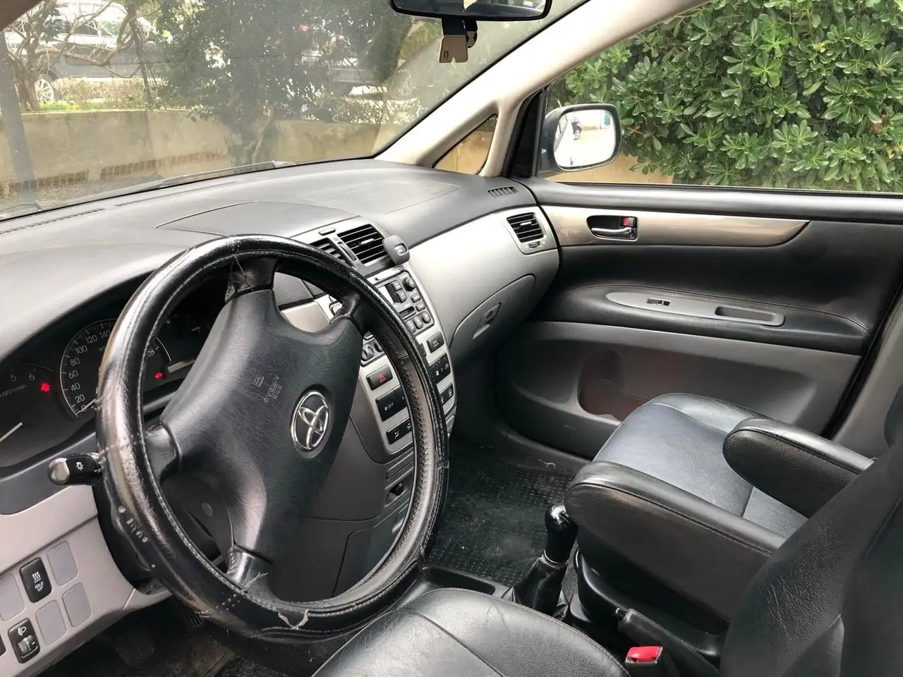 Toyota Avensis Verso Configura come autocarro, motore 2.0 diesel, foto 5