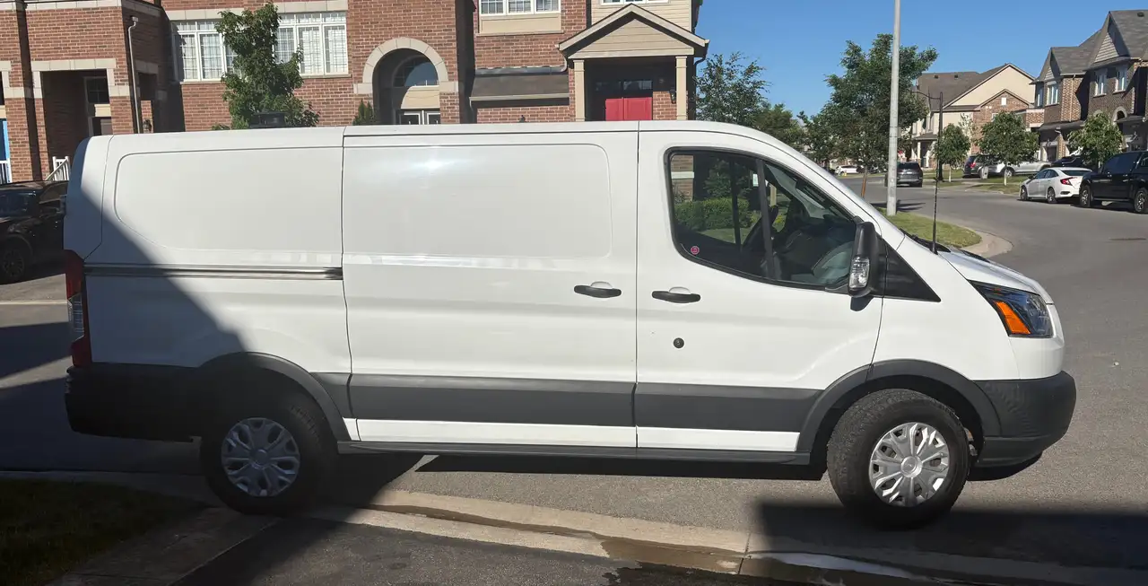 Ford Transit снимка Ford Transit