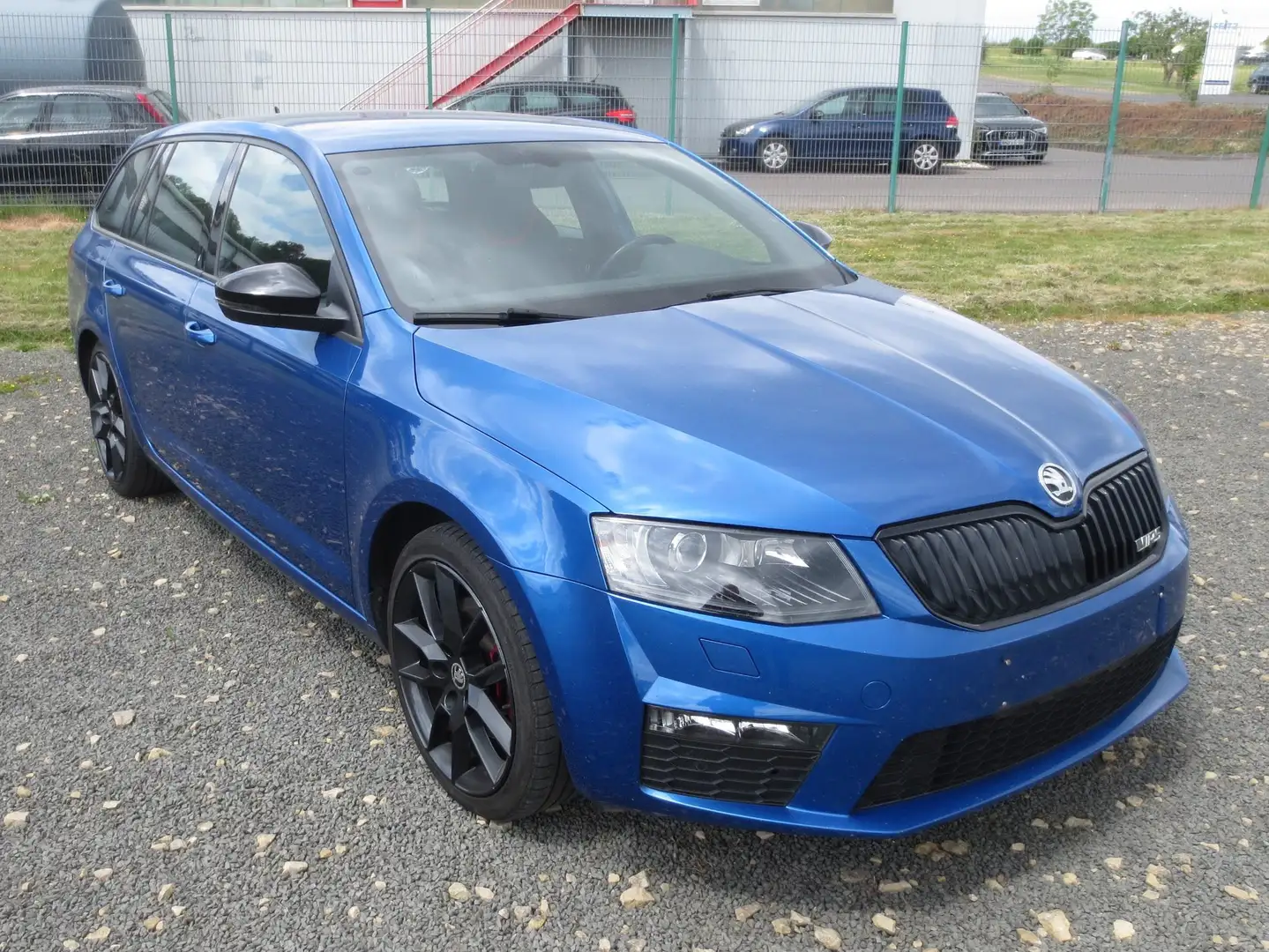 Skoda Octavia Combi 2.0 TDI DSG RS *NAVI/XEN/SHG* Bleu - 2