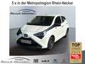 Toyota Aygo 1.0 Benzin Berganfahrass. GA Klima teilb.Rücksb eF Wit - thumbnail 1