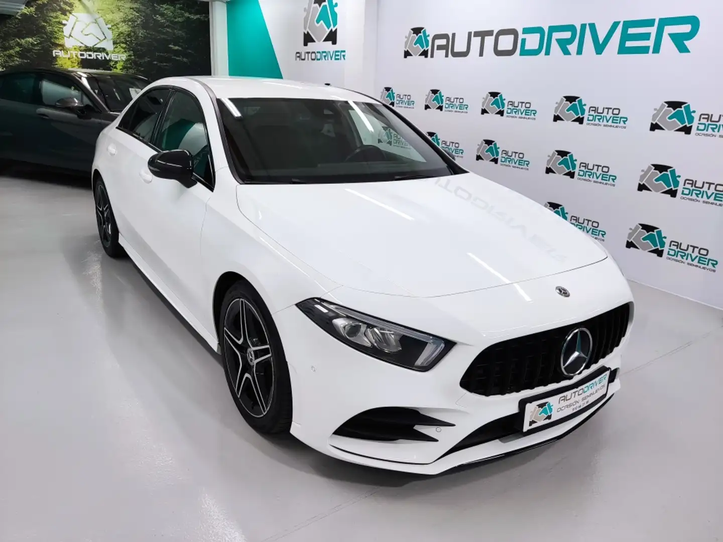 Mercedes-Benz A 250 4Matic 7G-DCT Blanco - 1
