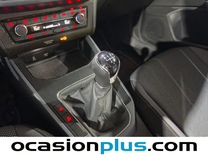 SEAT Arona 2019, foto 5