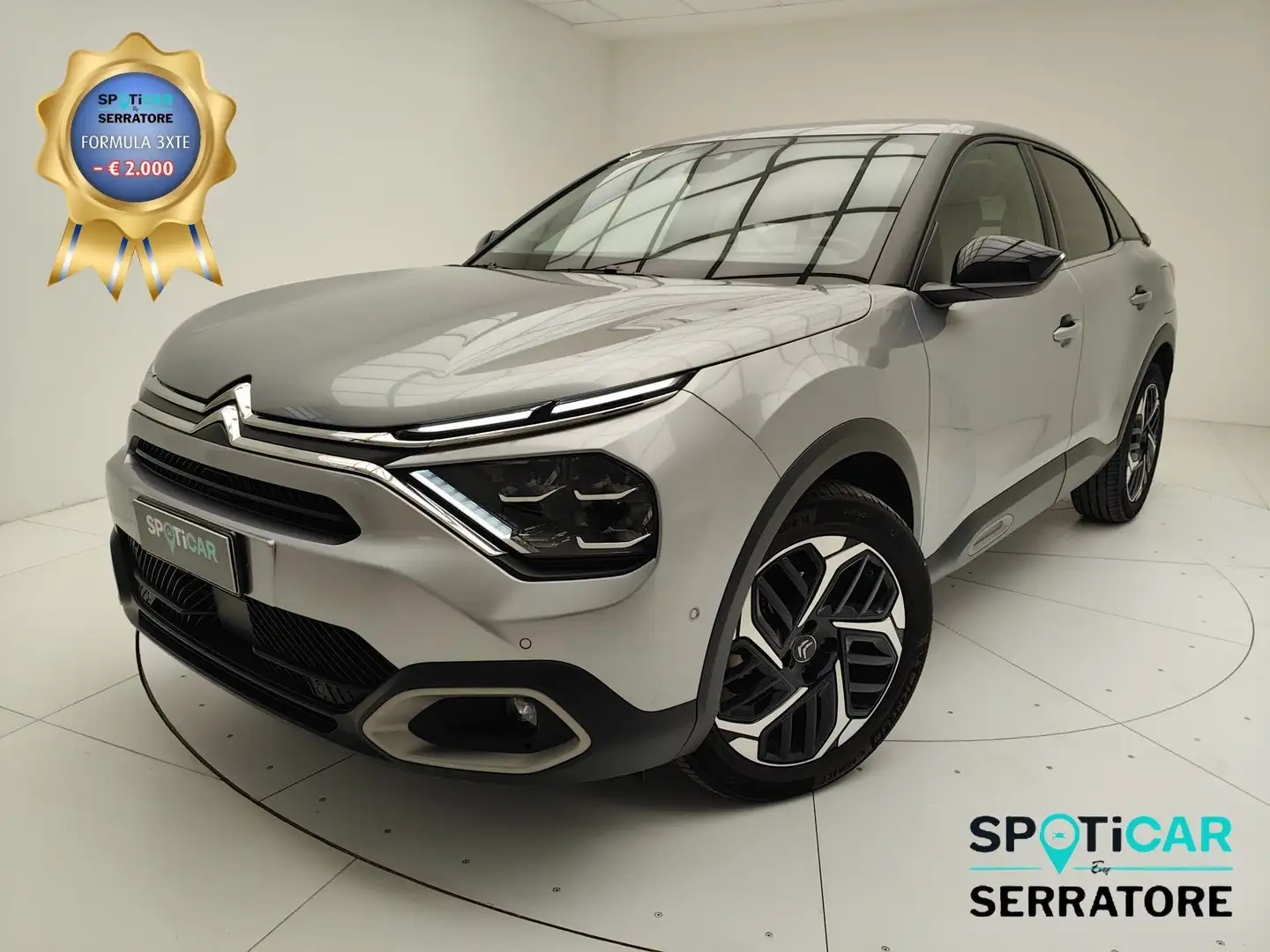 Citroen C4 III 2021 1.2 puretech Shine s&s 130cv eat8 Grigio - 1