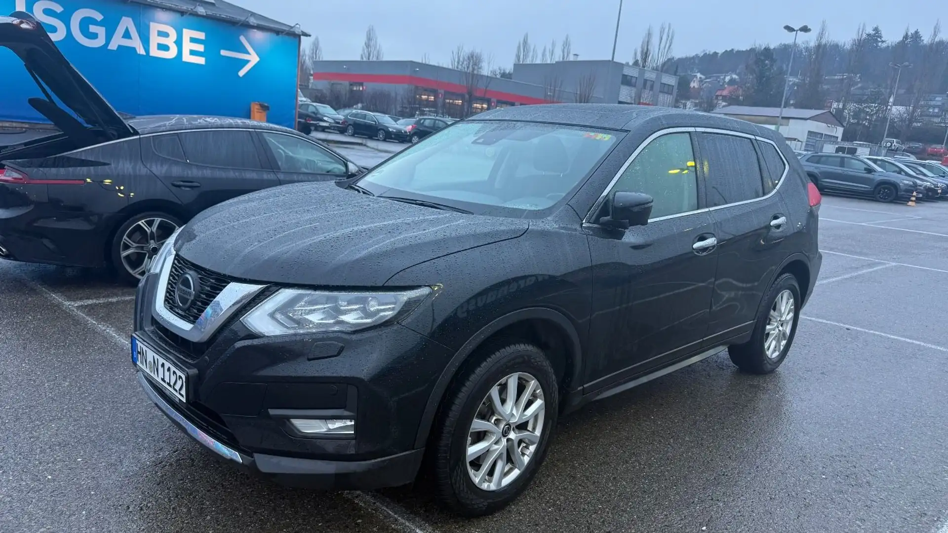 Nissan X-Trail 1.3 DIG-T,Panorama-SD,7-Sitze,Navi,68TKM Schwarz - 1