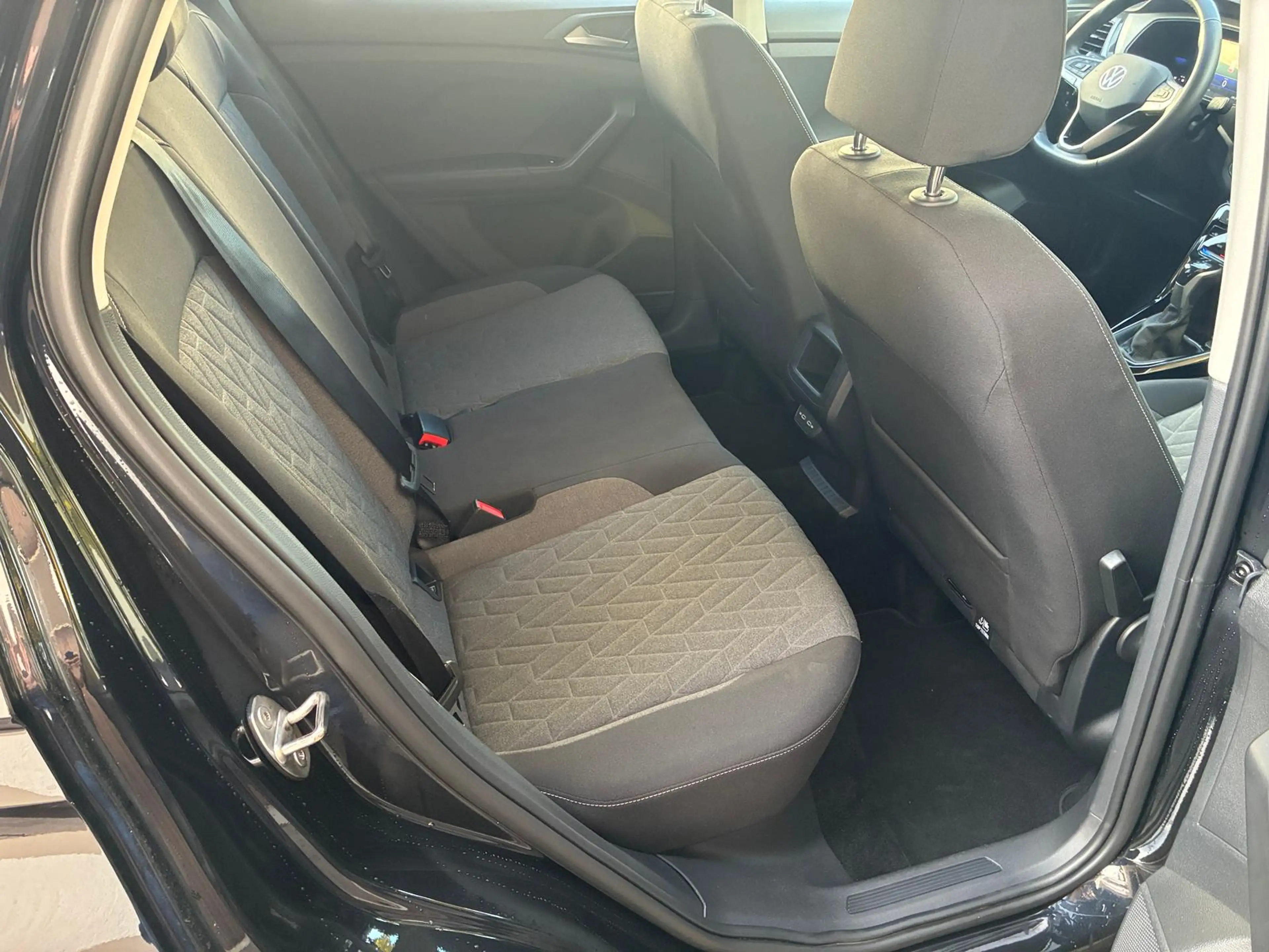 Volkswagen T-Cross 1.5 TSI DSG LIFE KAMERA SHZ LED APP-CONN — photo 17