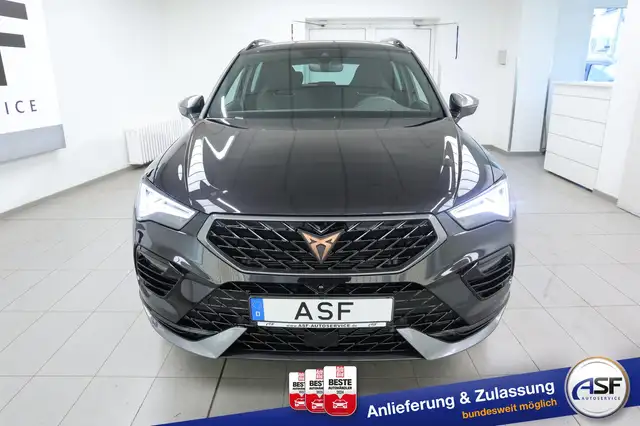 Cupra Ateca view 3