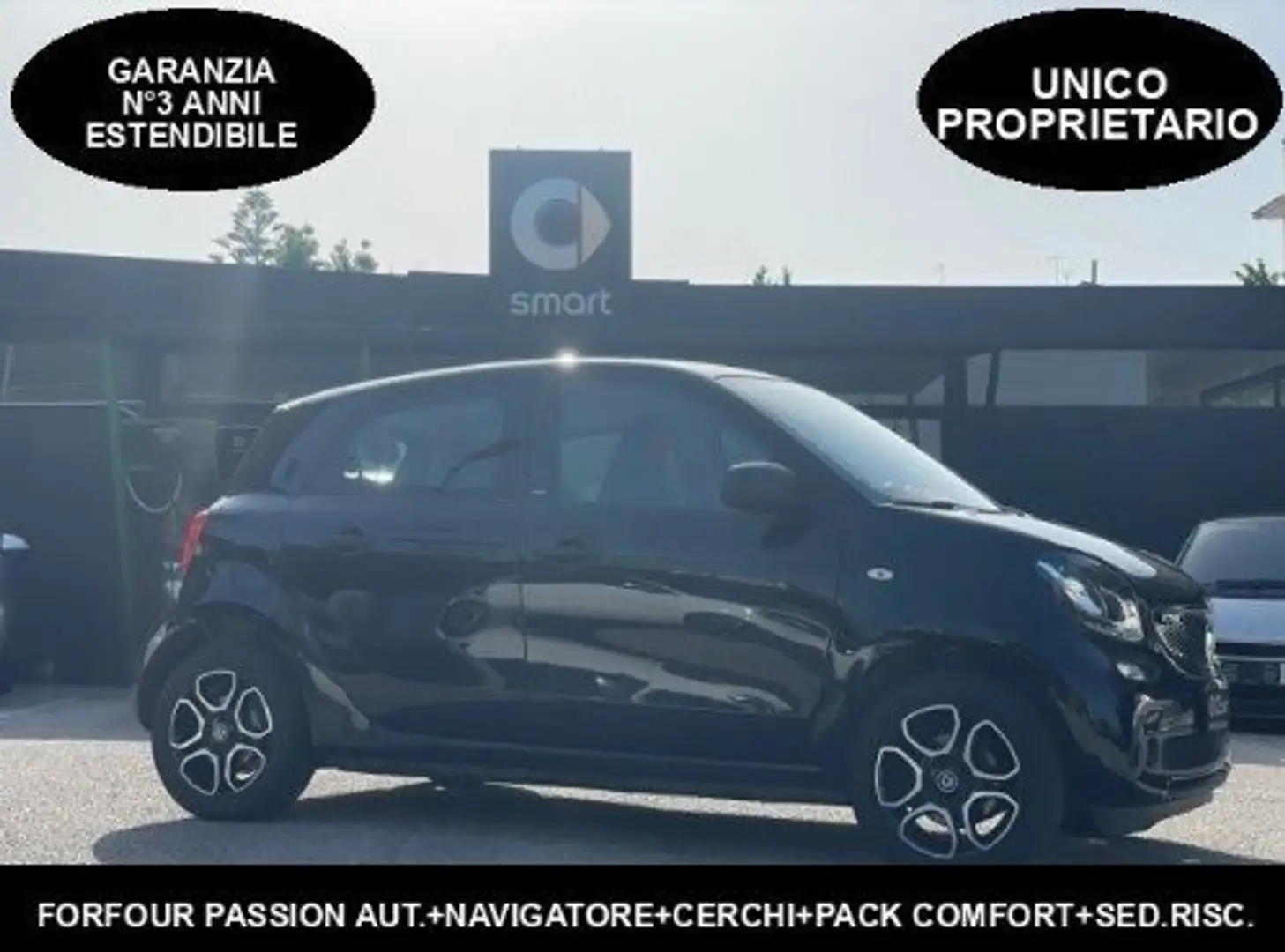 smart forFour 1.0 PASSION 71 CV TWINAMIC +NAV.+PACK COMFORT Nero - 1