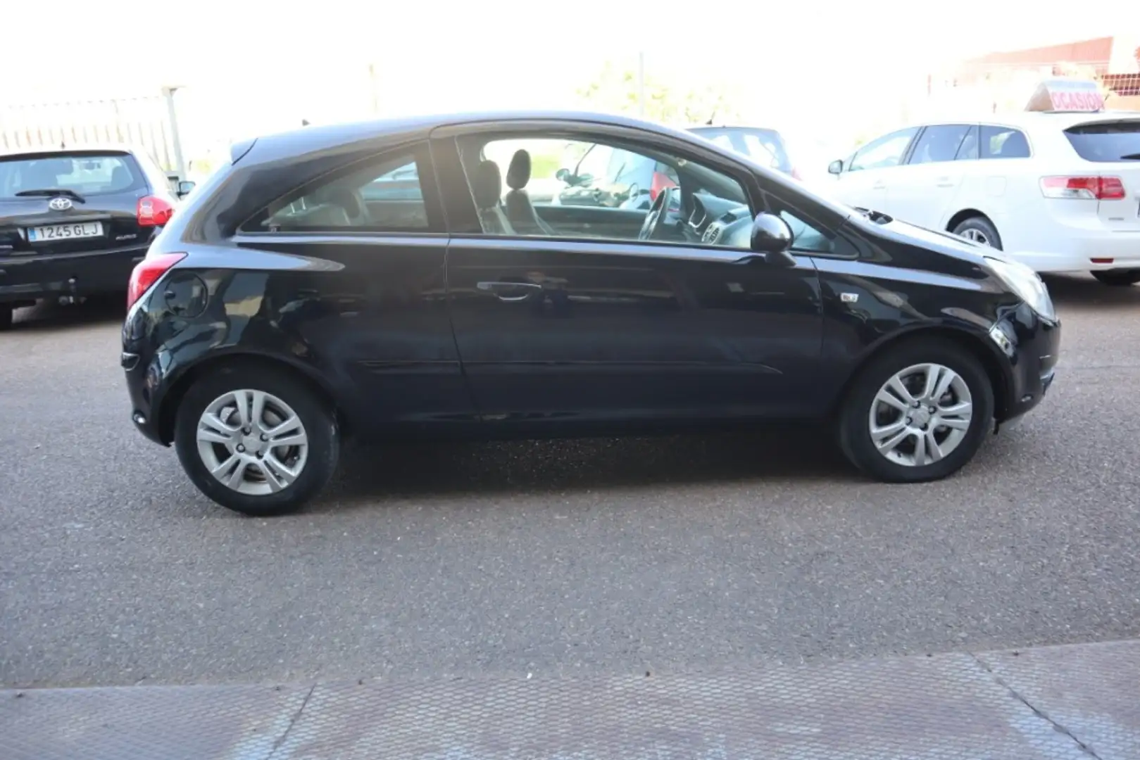 Opel Corsa 1.3CDTi C Mon 90 Negro - 2