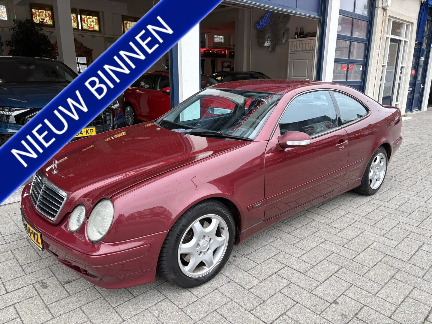 Mercedes-Benz CLK 320 Coupé Elegance Rouge - 1