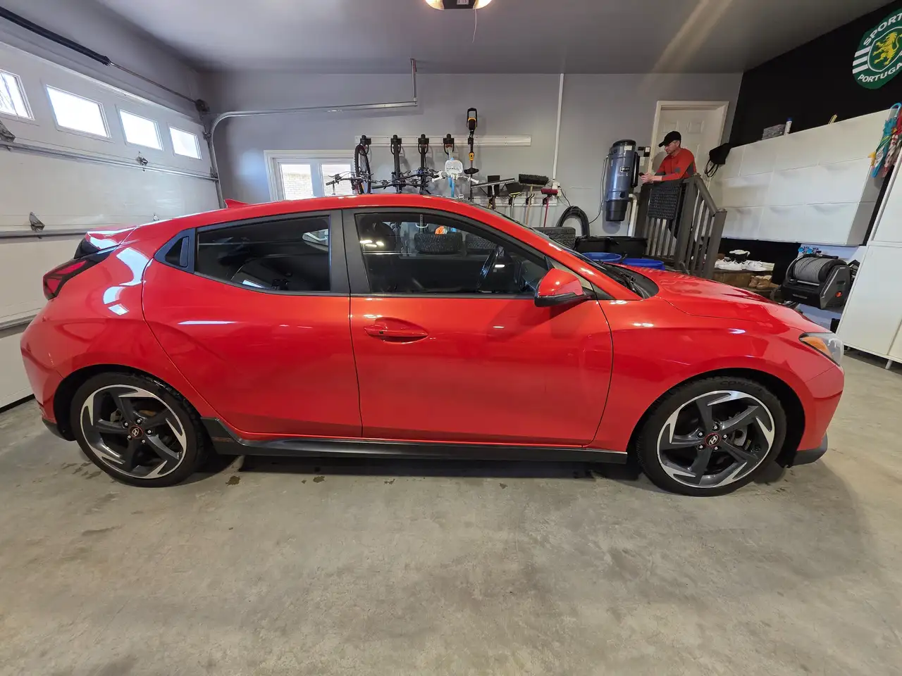Hyundai VELOSTER снимка Hyundai VELOSTER