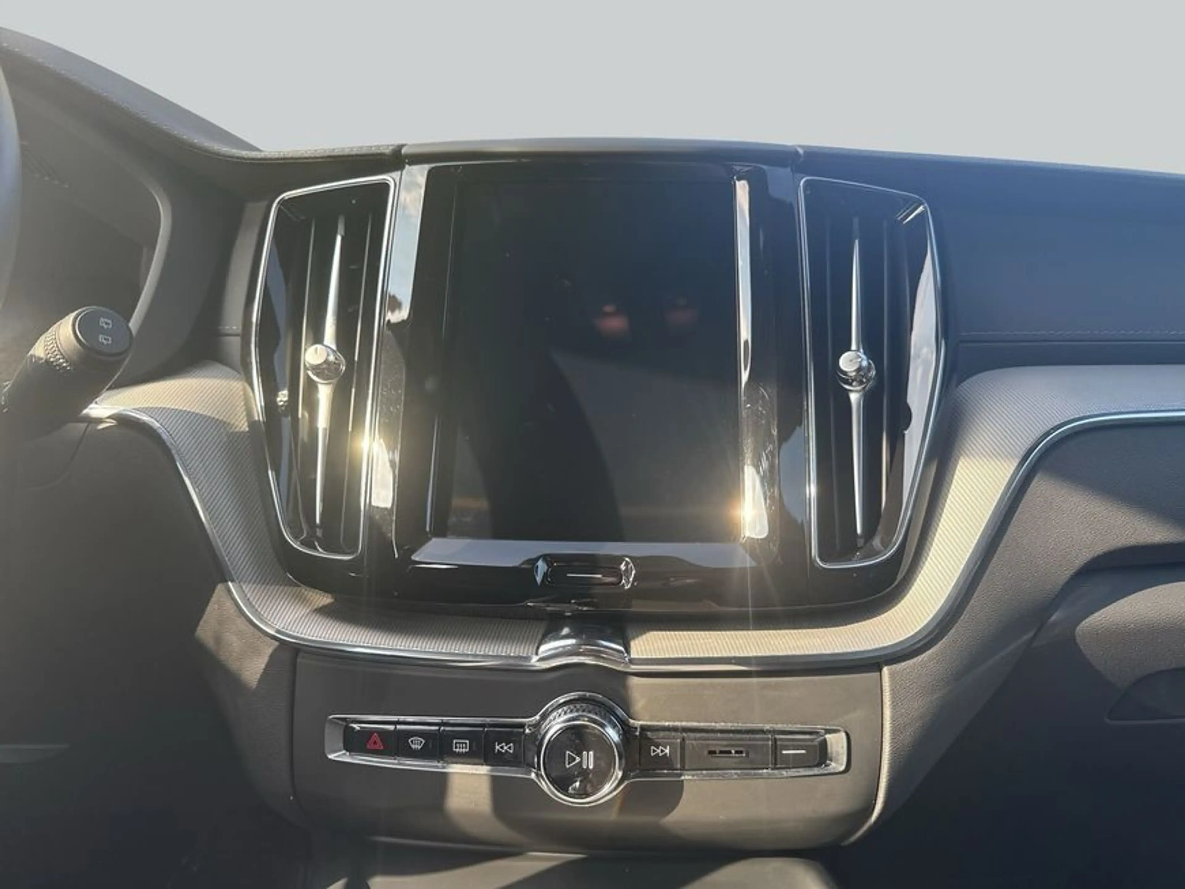 Volvo XC60 XC60 B5 B AWD Ultimate Dark — photo 15