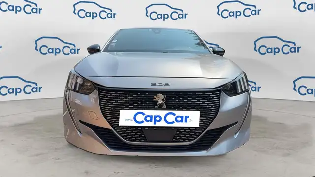 Peugeot 208 view 5