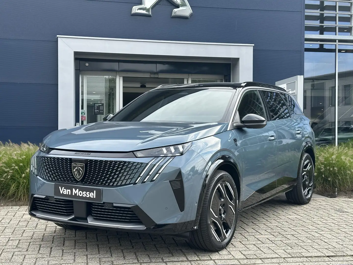 Peugeot 5008 e-5008 GT Avantage 73 kWh l Mistral Executive l 36 Bleu - 2