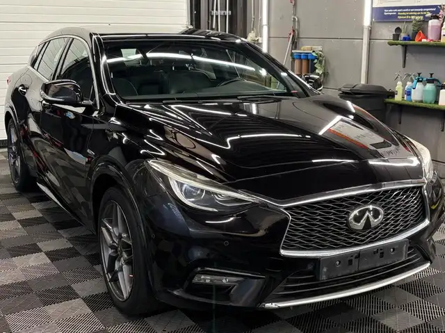 Infiniti Q30 2.2d AUTOMATIQUE bj. 2016 Euro 6