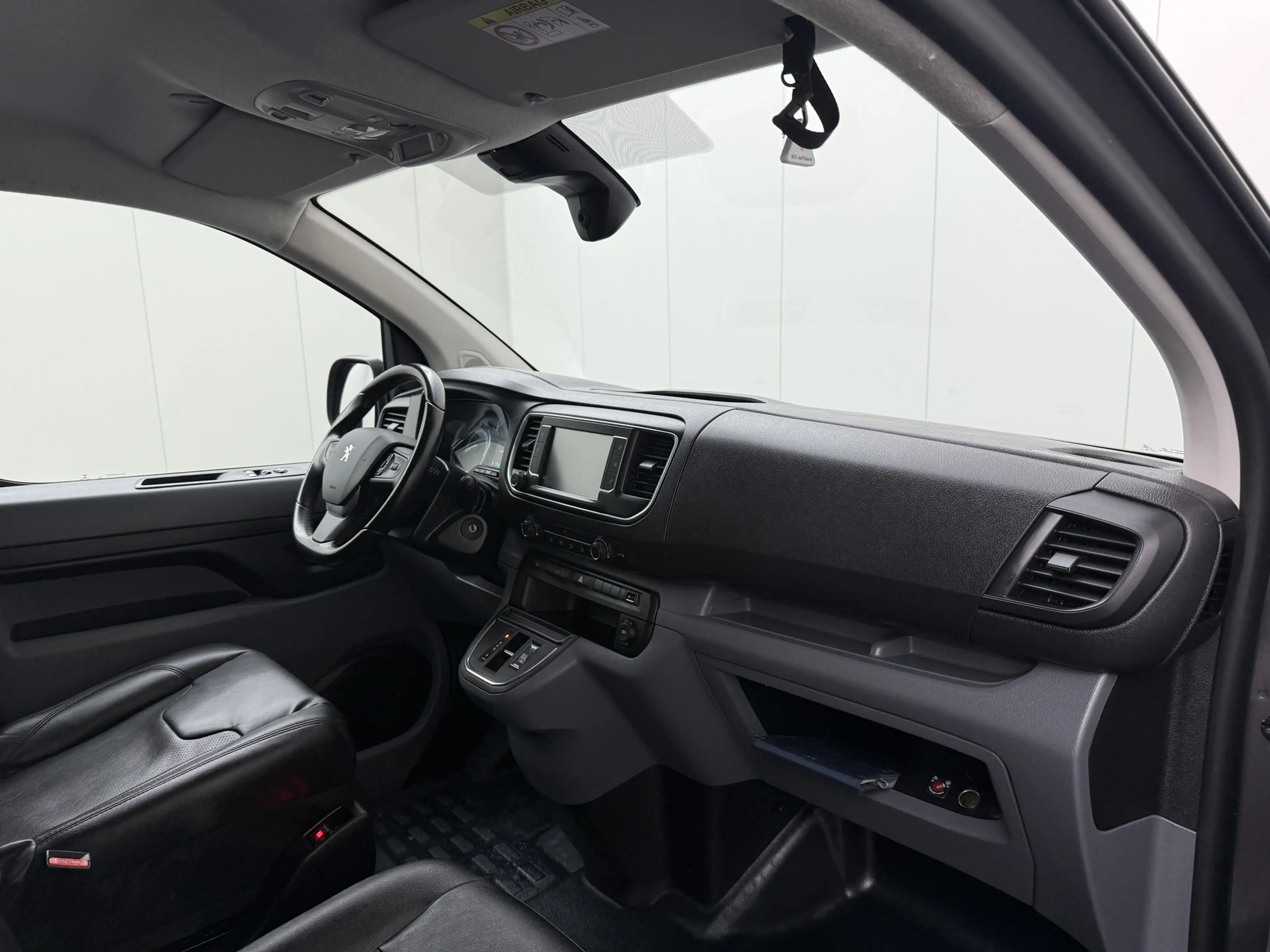 Peugeot e-Expert Lang Premium 75 kWh | Elektrisch | Multimedia | Ca — photo 20