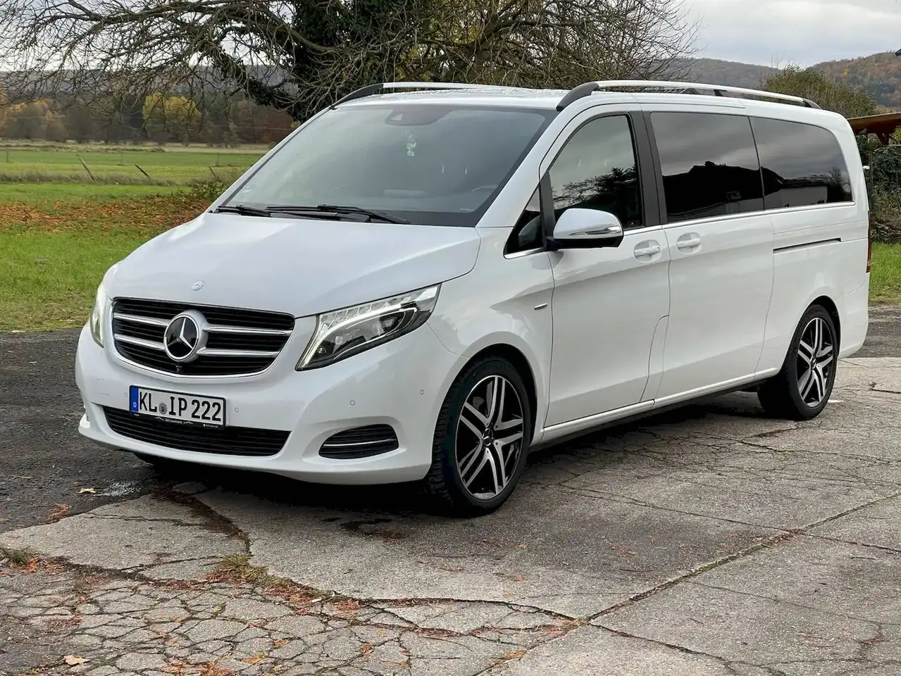 Mercedes-Benz V 250