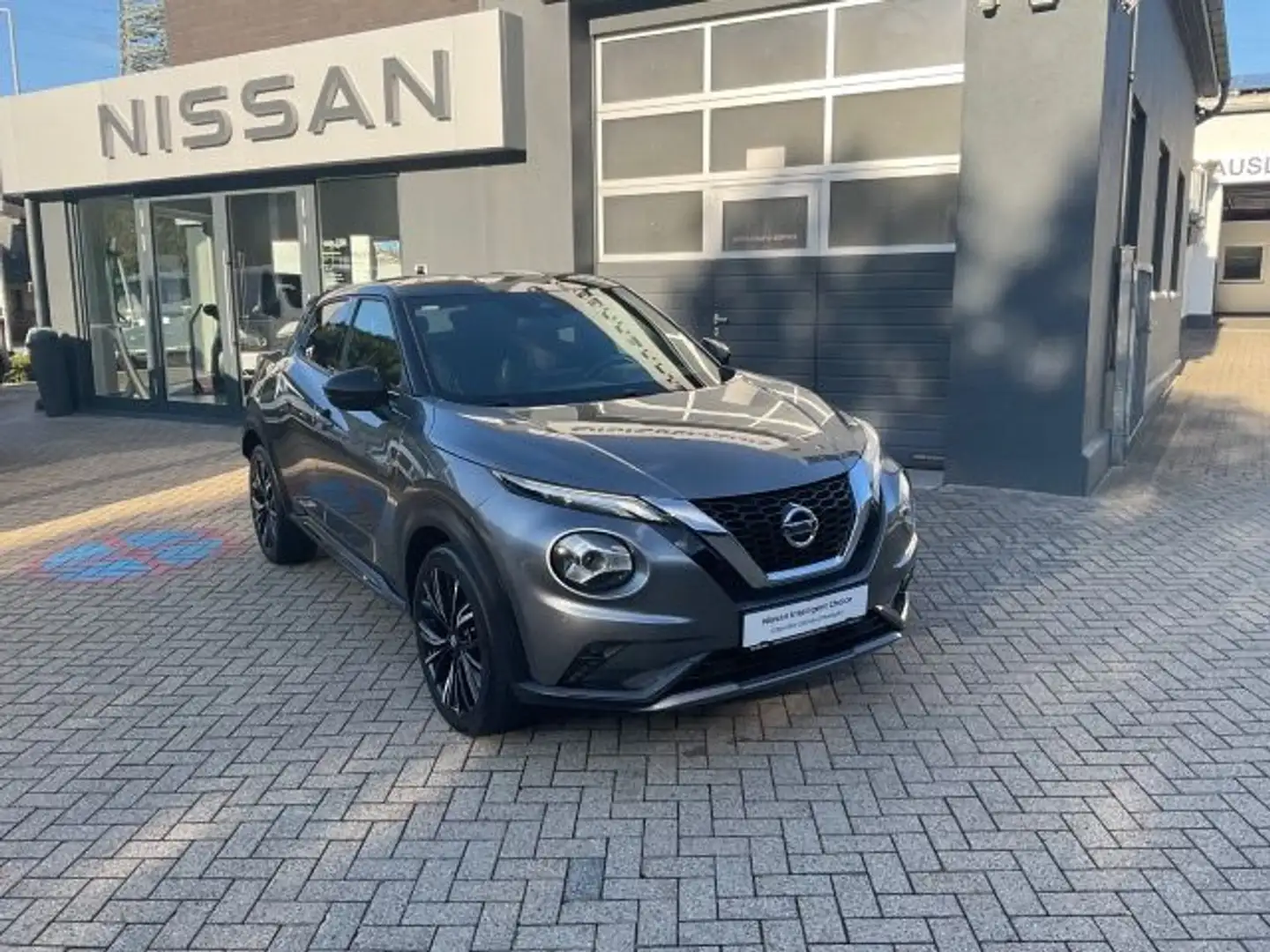 Nissan Juke 1.0DIG-T DCT-Aut. N-Design Navi BOSE SH AVM Grau - 2