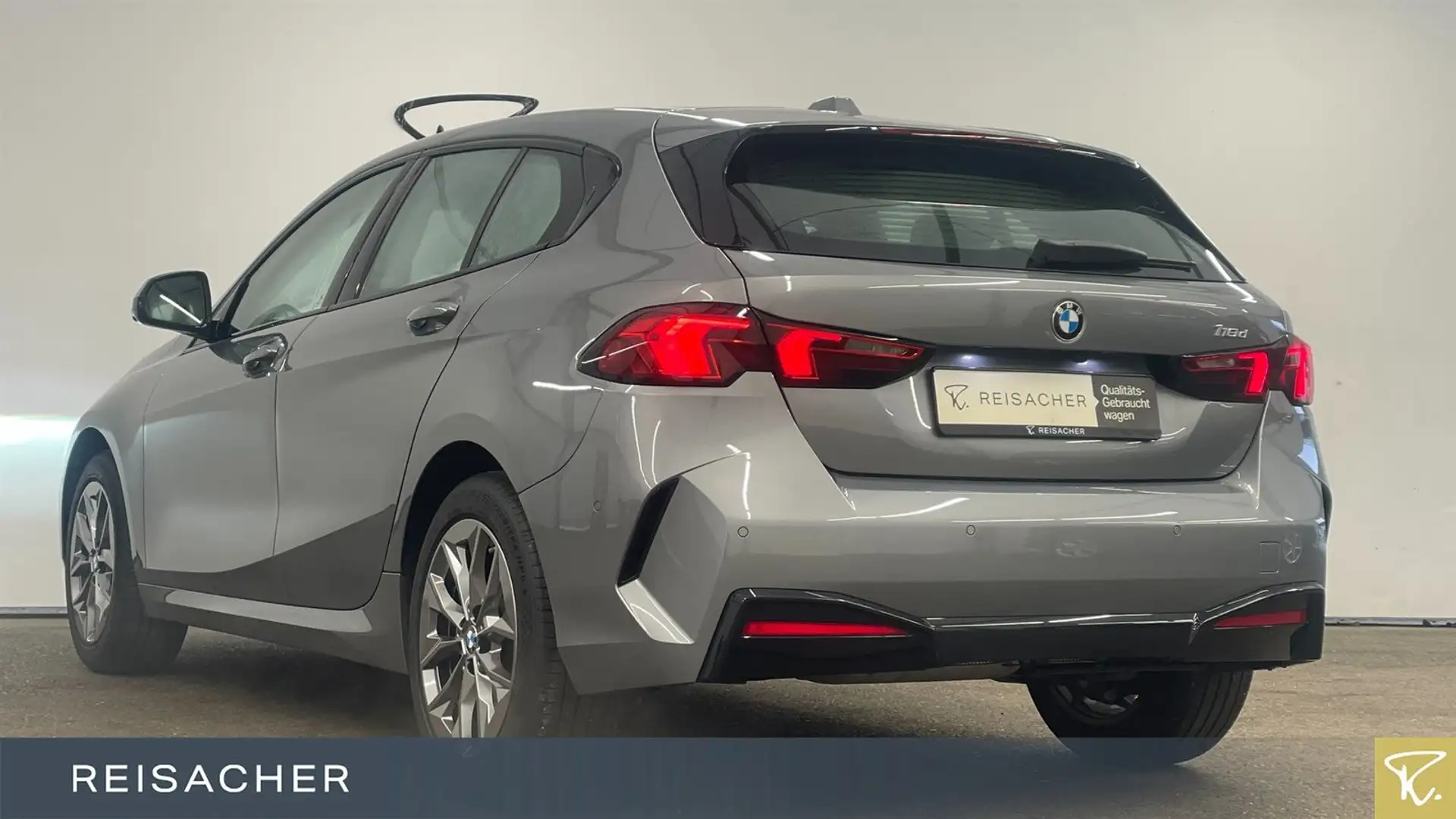 BMW 118 d AHK LCPro ACC 360° HUD SHZ DAB LED 17" LM Grau - 2