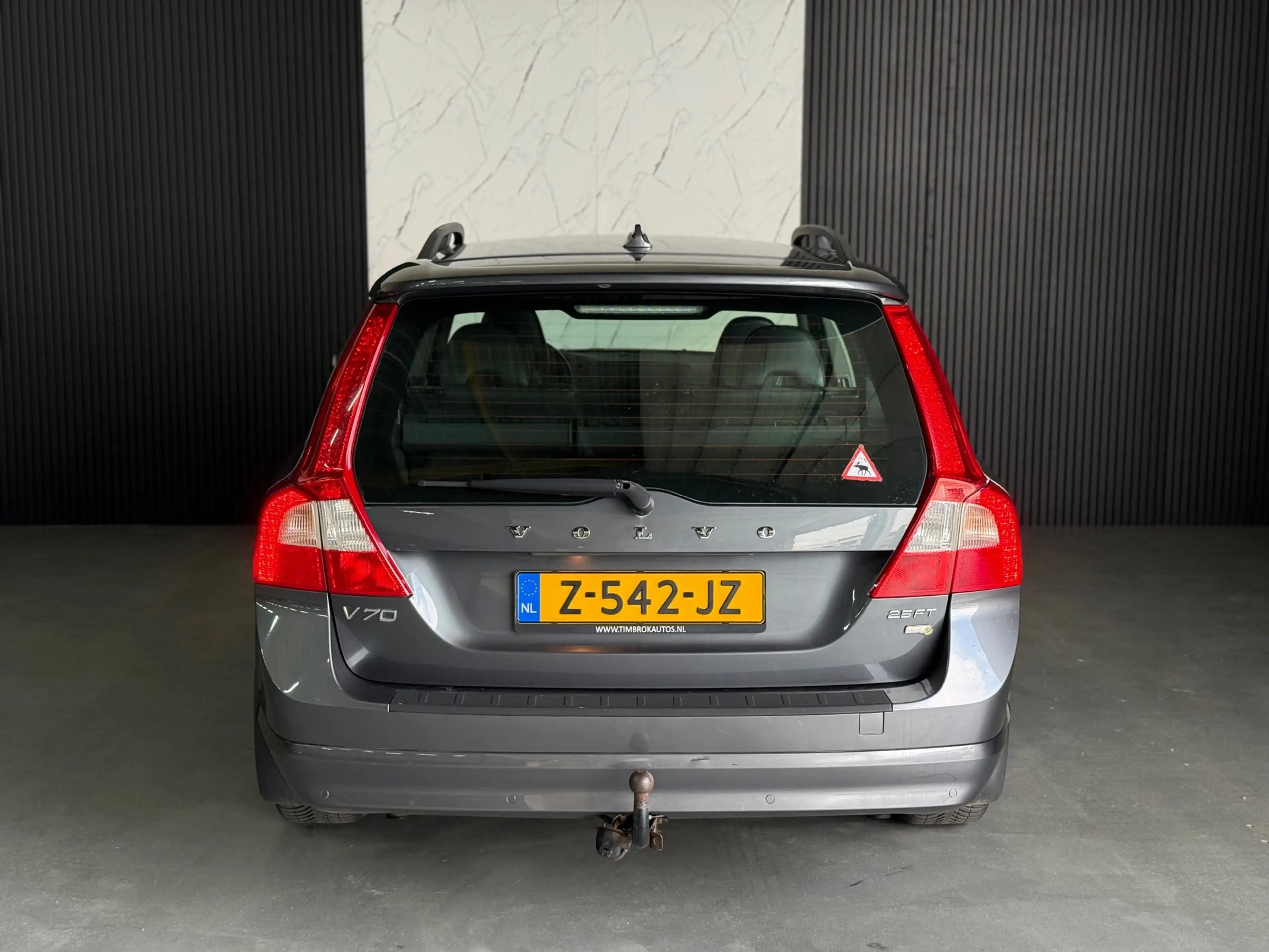 Volvo V70 2.5T AUTOMAAT LEDER/XENON/CLIMA! NETTE STAAT! — photo 5