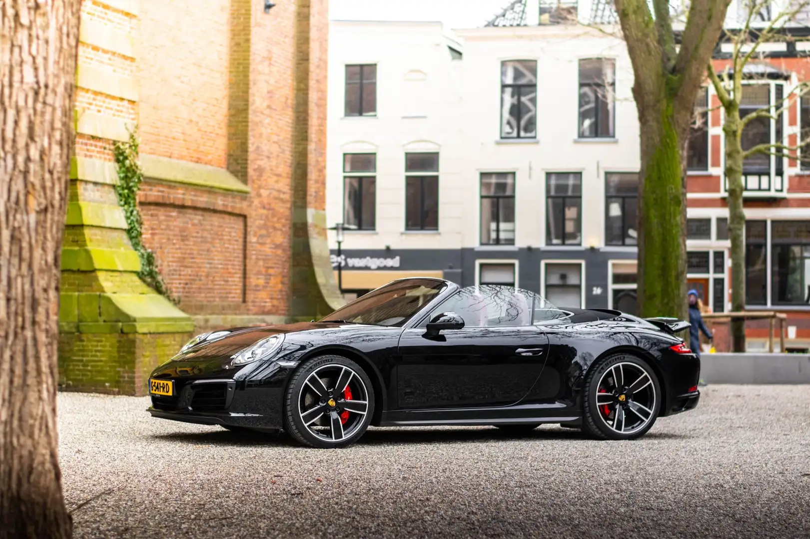 Porsche 991 3.0 Carrera 4S Zwart - 2