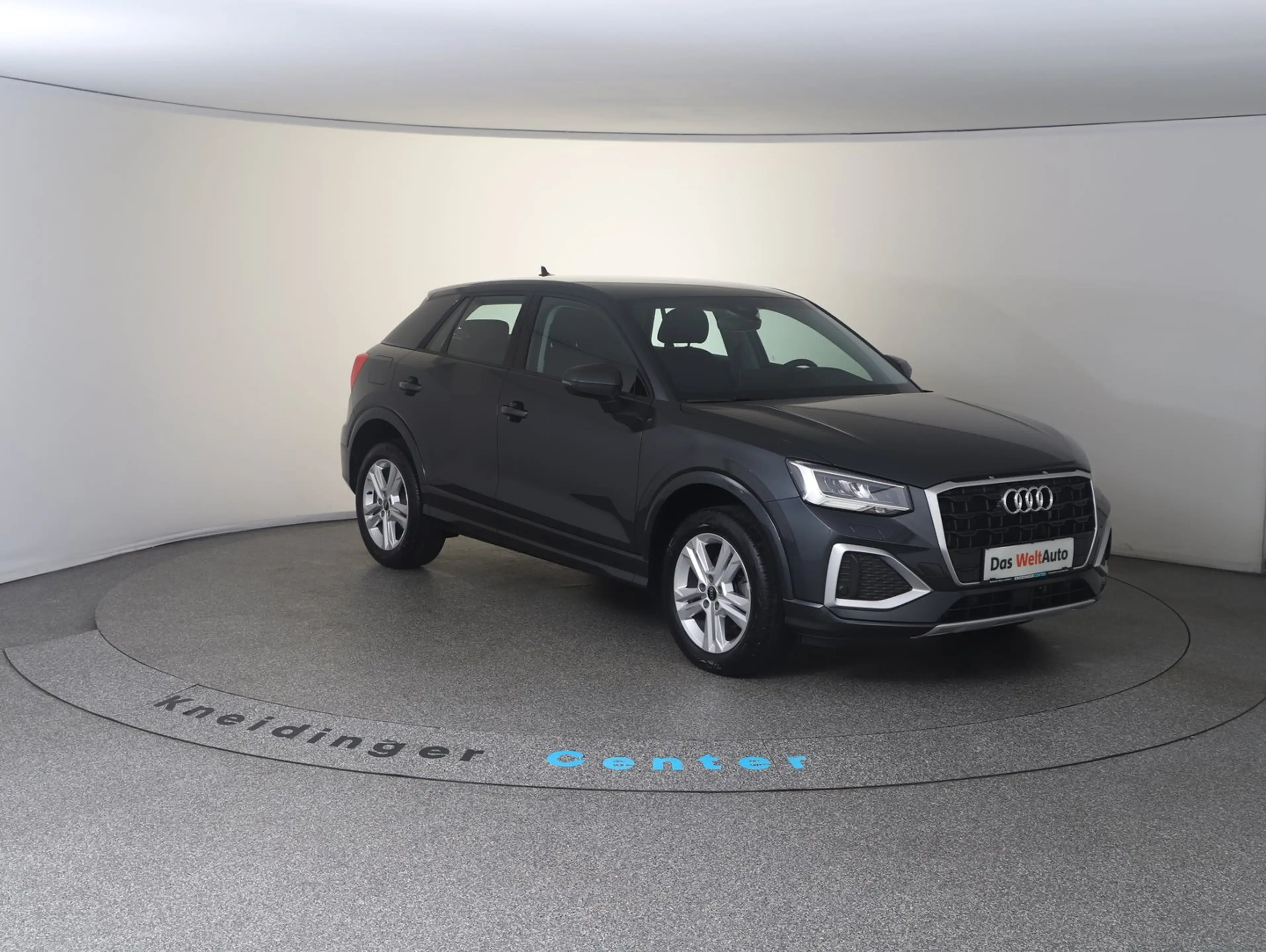 Audi Q2 35 TFSI intense — photo 5