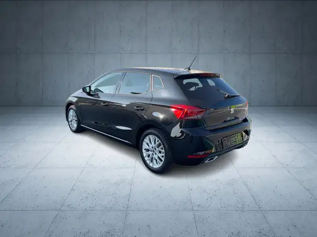 Seat Ibiza view 3