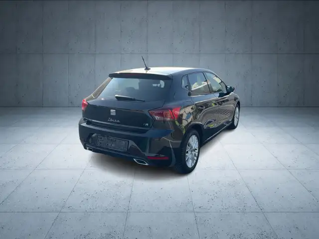 Seat Ibiza view 5
