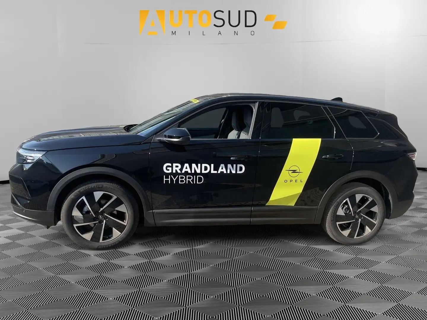 Opel Grandland 1.2 Hybrid 136 CV EDCT GS Fekete - 2