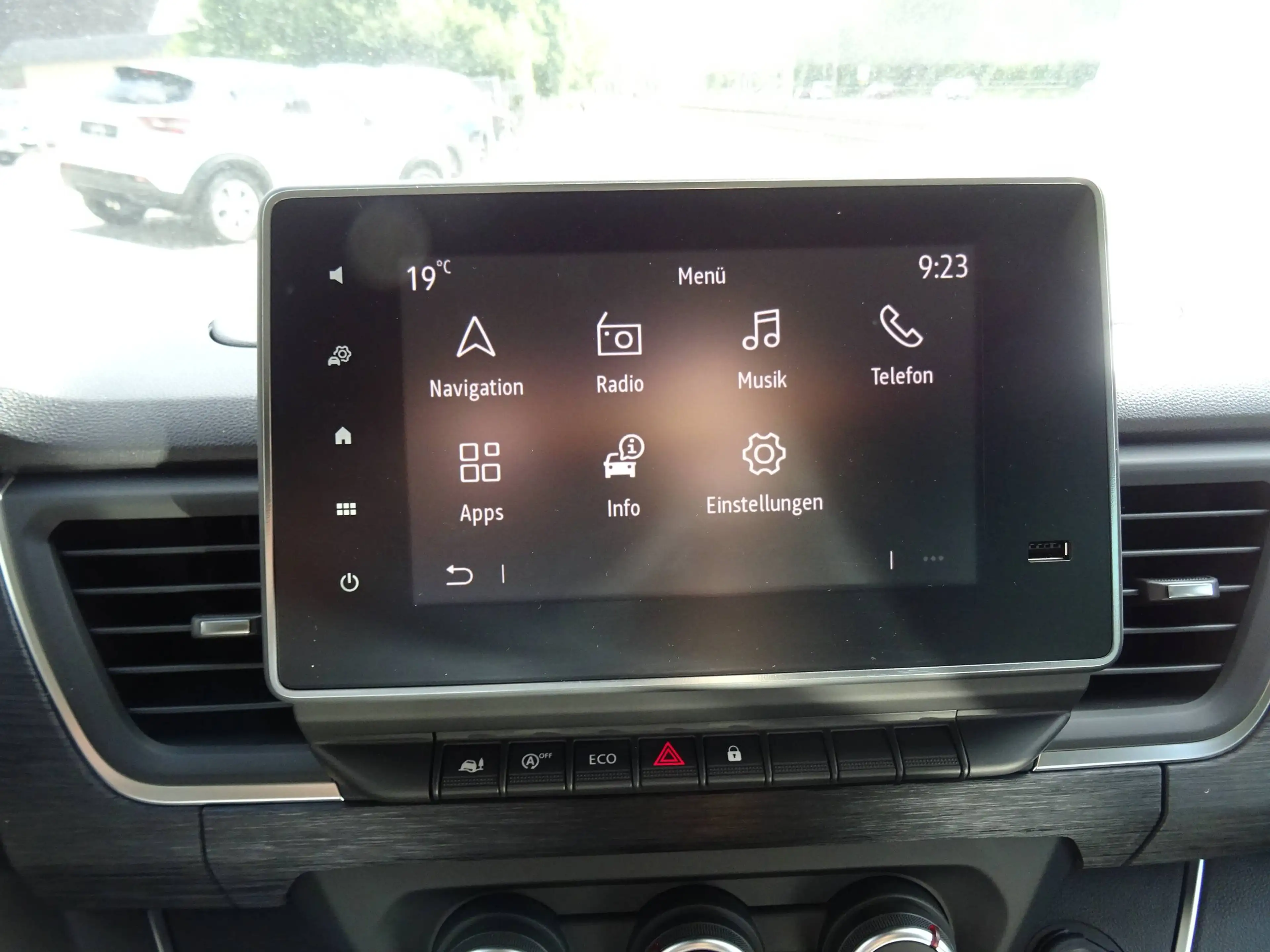 Nissan Primastar Primastar Kombi9 L1H1 2,8 dCi 150  MT Tekna 8 Sitzer — photo 7