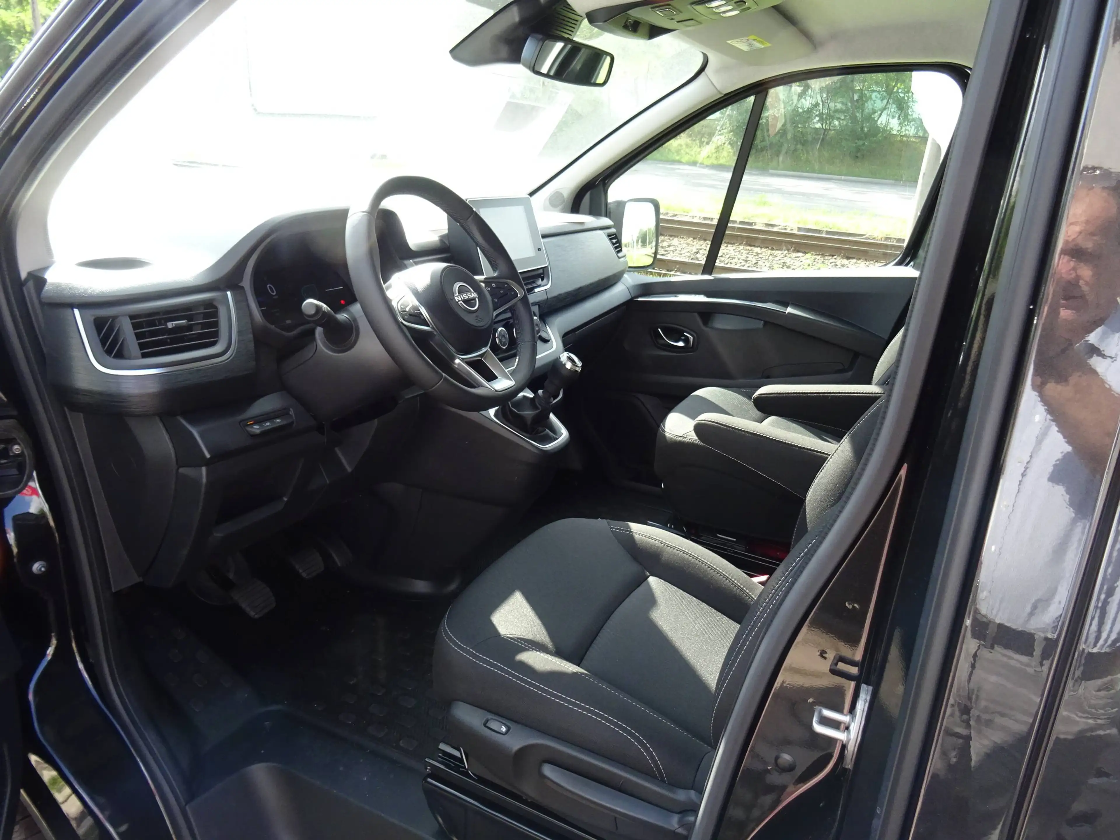 Nissan Primastar Primastar Kombi9 L1H1 2,8 dCi 150  MT Tekna 8 Sitzer — photo 5