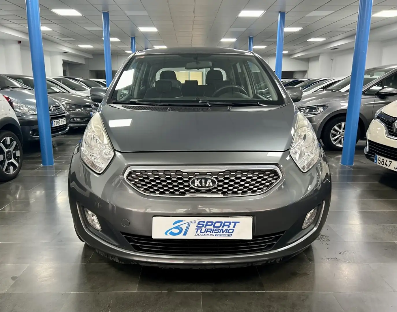 Kia Venga 1.4CRDi WGT Drive Szary - 2