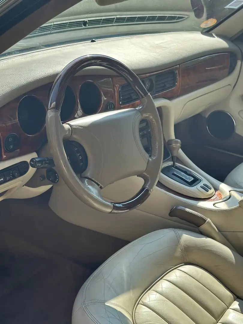 Jaguar Sovereign Sovereign XJ V8 3,2 Blau - 2