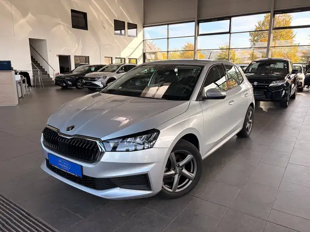 Skoda Fabia Fabia IV 1.0 TSI Active LED Tempomat Klima Sitzheizung
