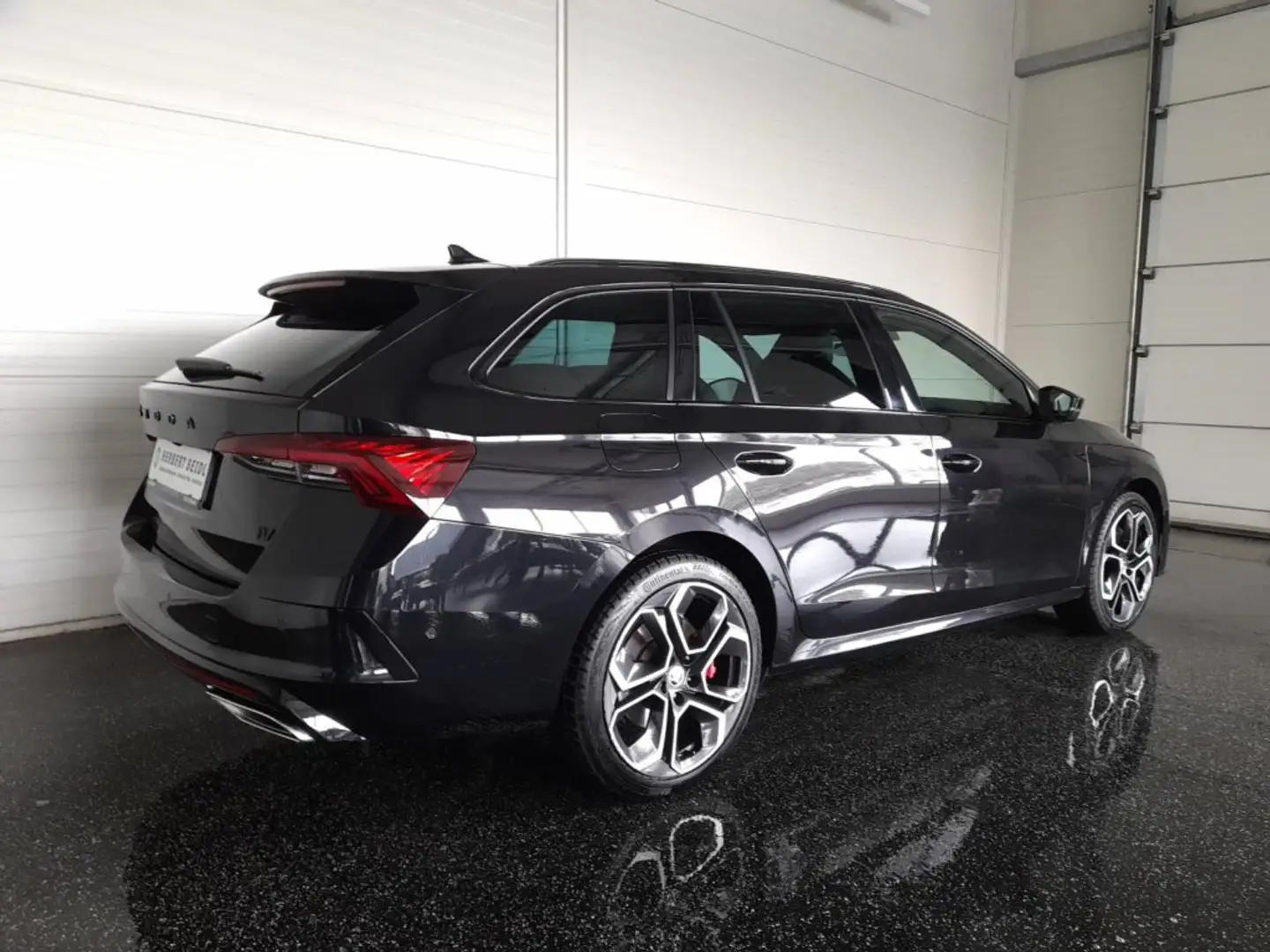 Skoda Octavia Combi RS PHEV 150/245 DSG *19 ZOLL / RS EXKLUSIV INTERIEUR / DCC / MATRIX-LED / HEAD-UP / VIRTUELL / NAVI* Schwarz - 2
