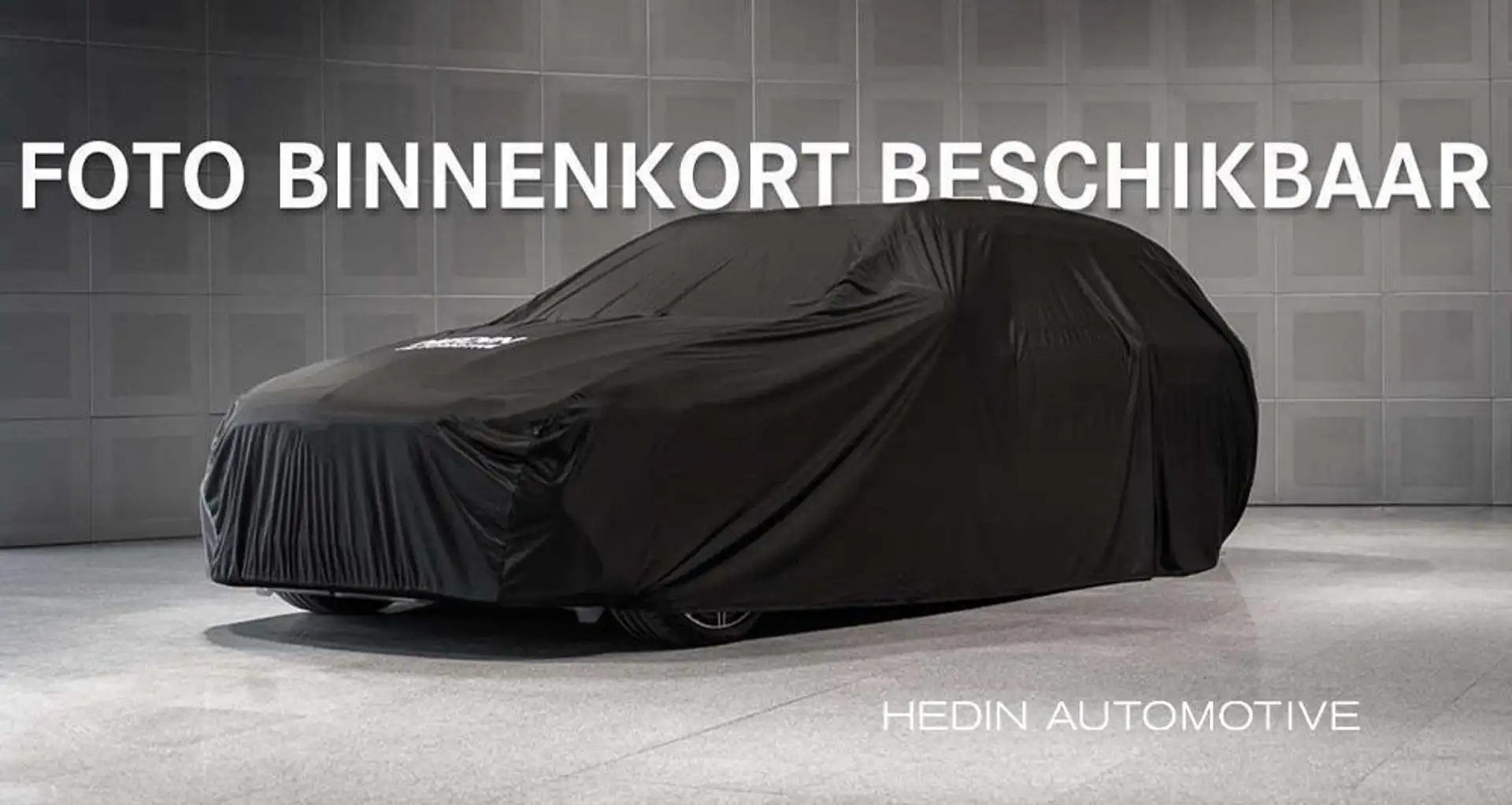 Toyota Corolla Hatchback 1.8 Hybrid Style e-CVT - 1