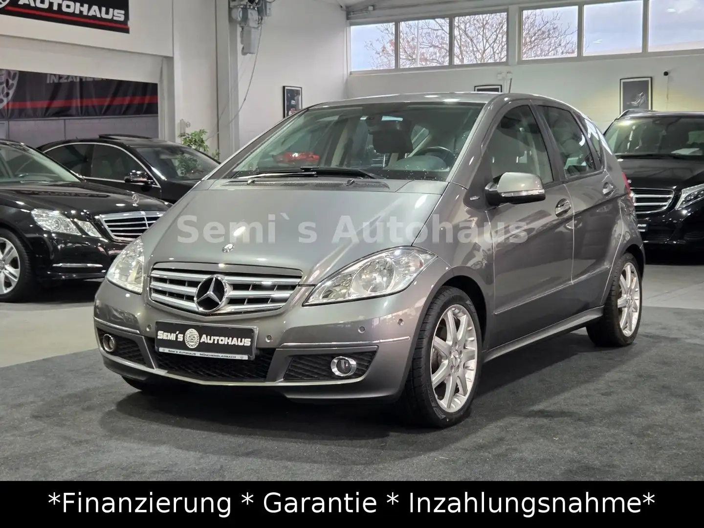 Mercedes-Benz A 200 *Automatik*PDC*AHK*Tüv-Neu Grau - 1