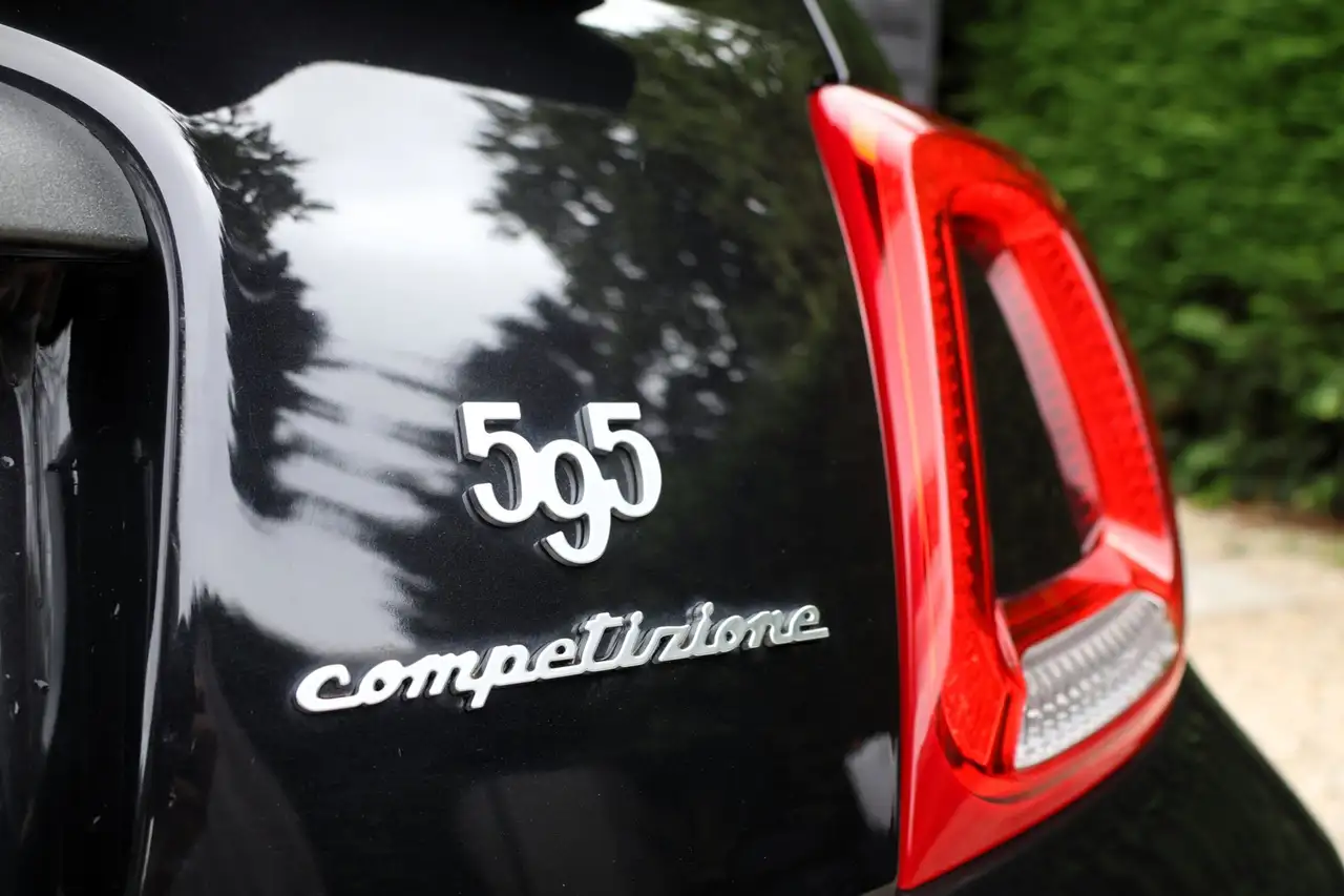 Abarth 595C 2021 — фото 12