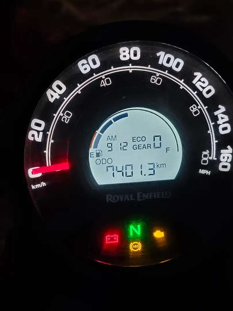 Royal Enfield HNTR 350 Modrá - 1