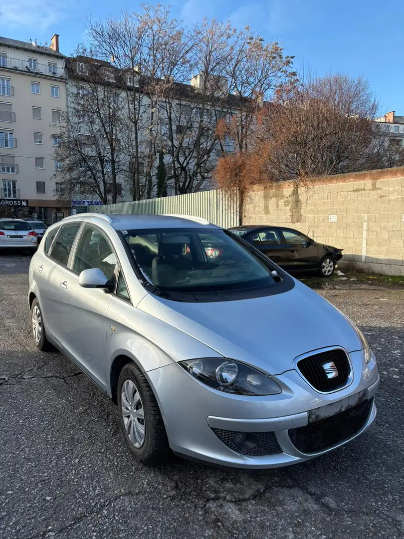 SEAT Altea XL Altea XL Stylance 1,9 TDi DPF Stylance Grau - 1