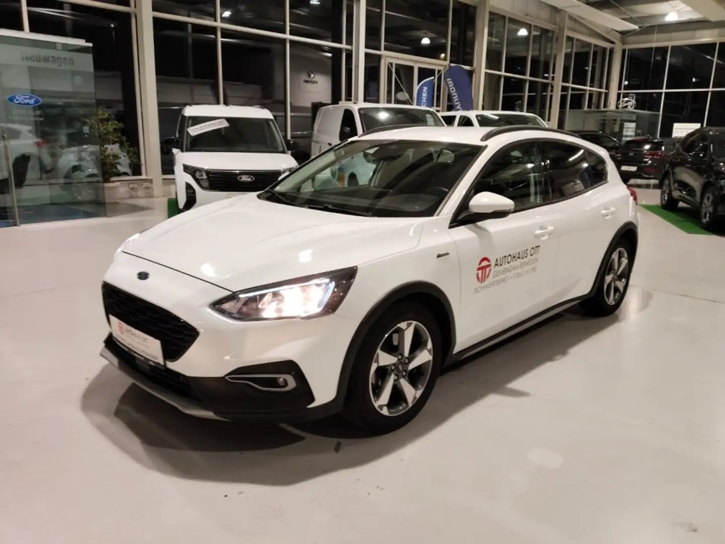 Ford Focus Active 1.0 Ecoboost Weiß - 2