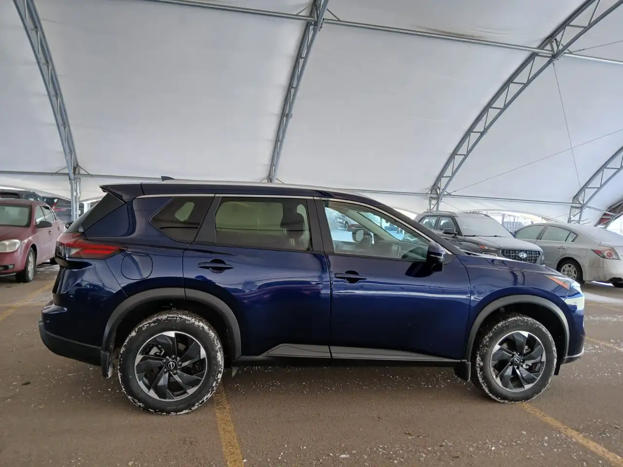 Nissan Rogue снимка Nissan Rogue