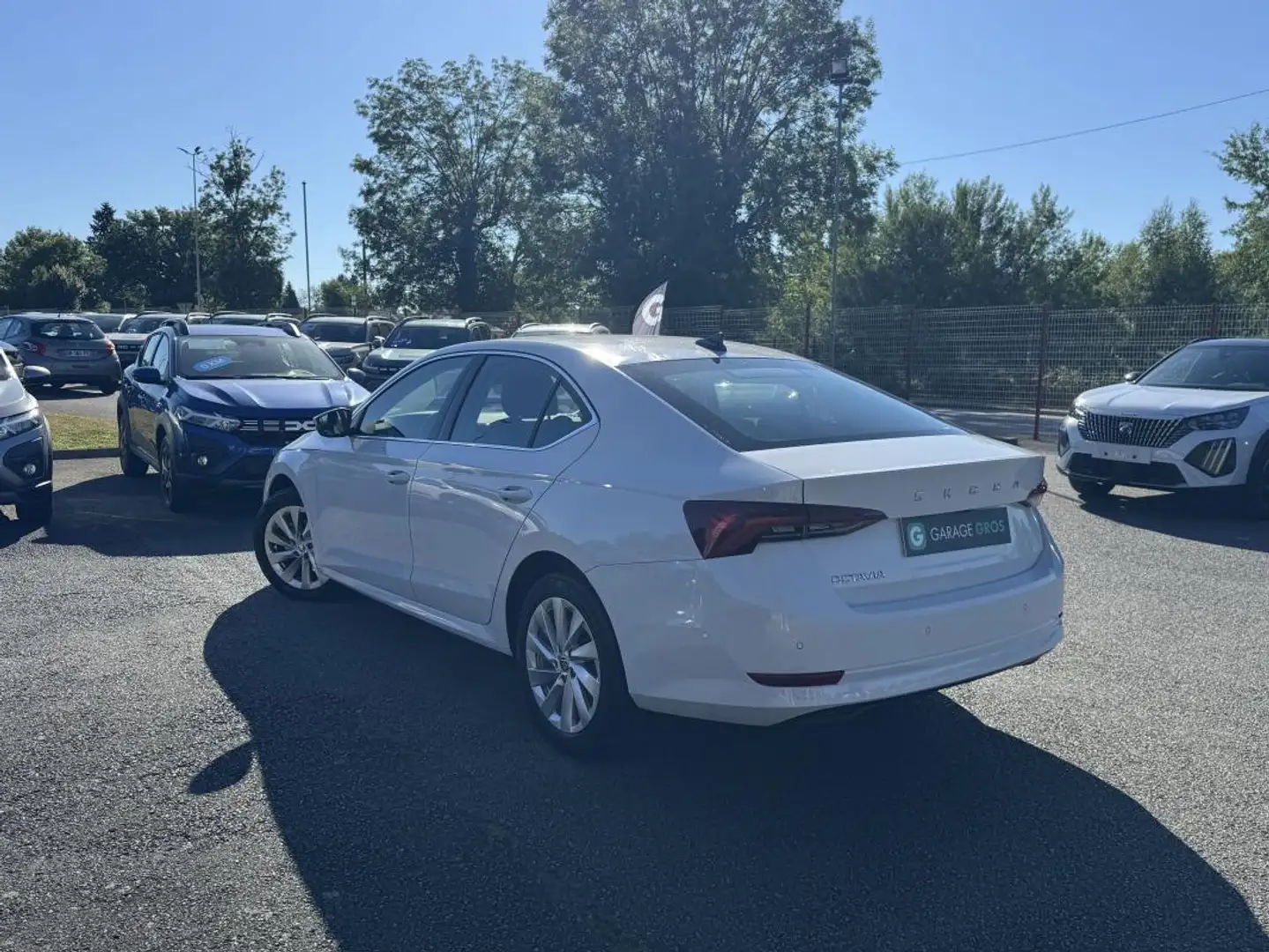 Skoda Octavia 2.0 TDI 116 ch Business Blanc - 2