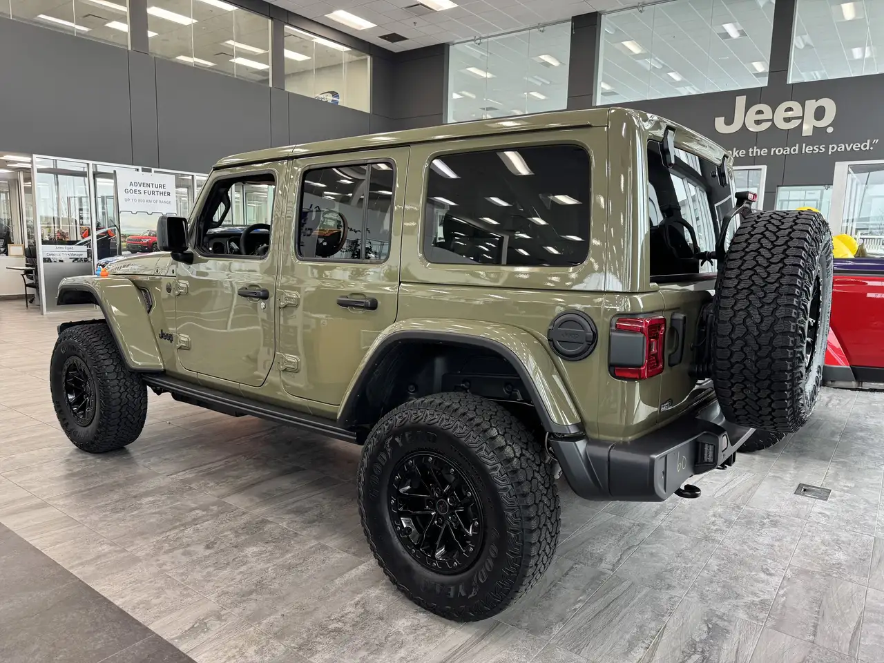 Jeep Wrangler снимка Jeep Wrangler