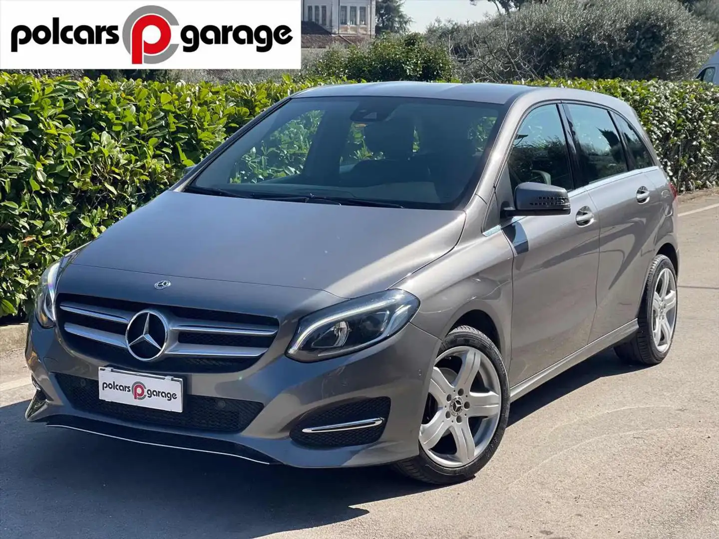 Mercedes-Benz B 180 d Automatic Premium Grau - 1