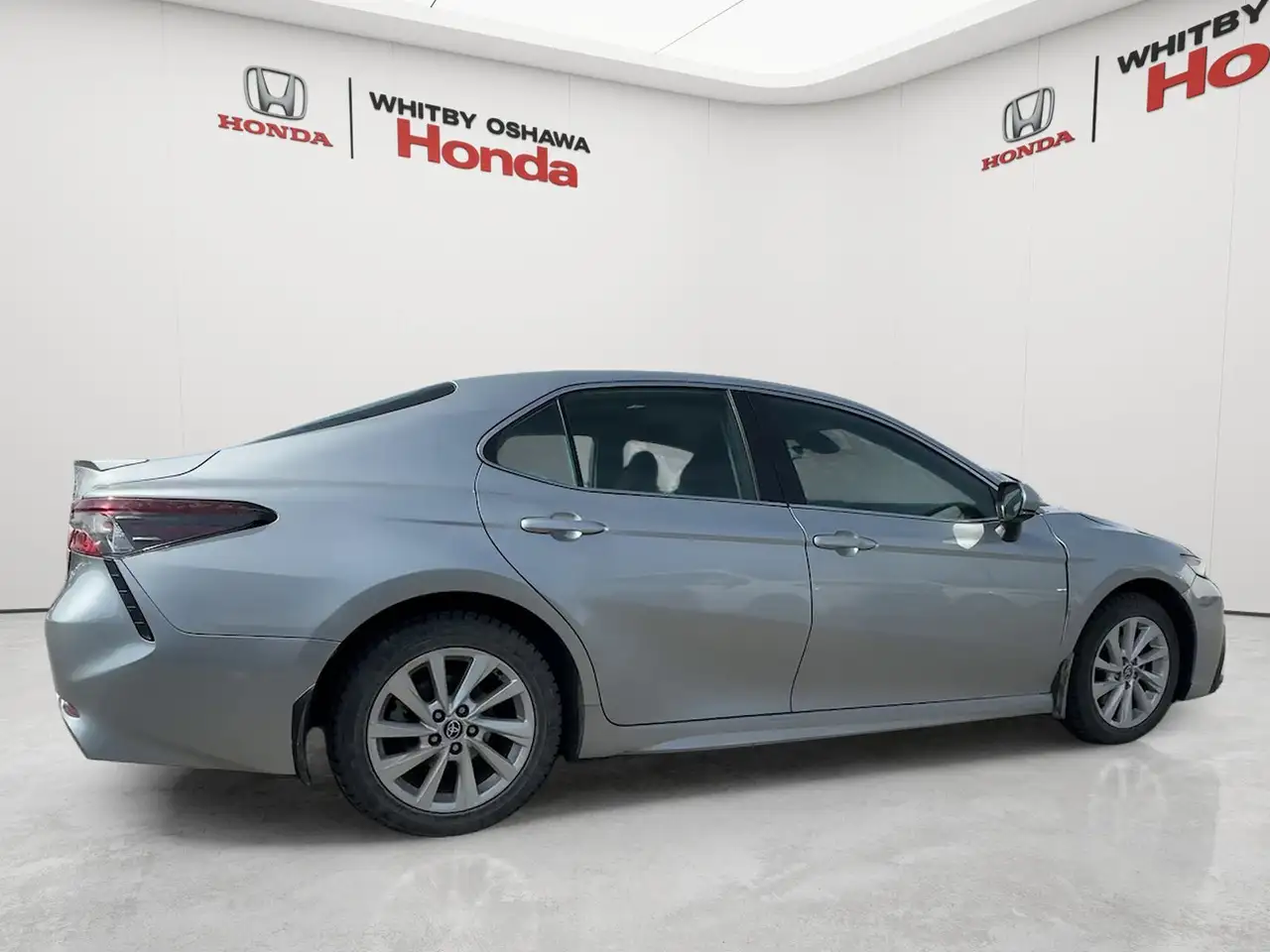 Toyota Camry снимка Toyota Camry