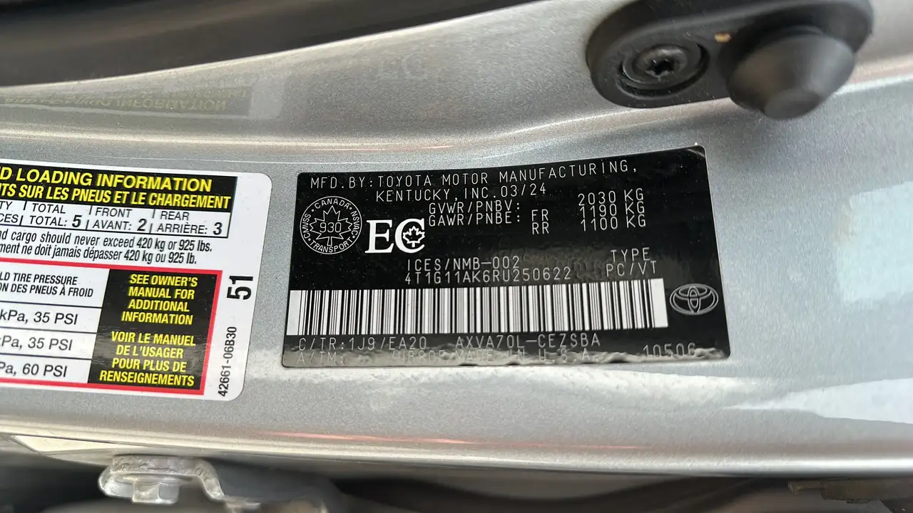 Toyota Camry снимка Toyota Camry