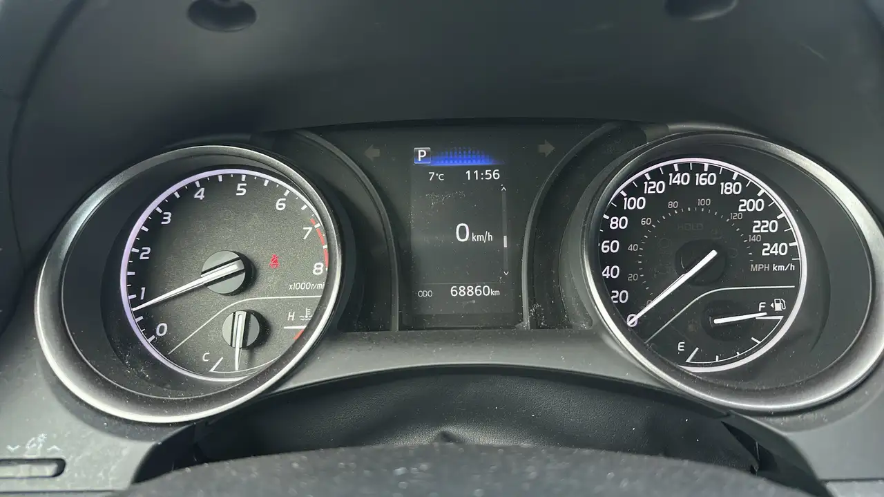 Toyota Camry снимка Toyota Camry