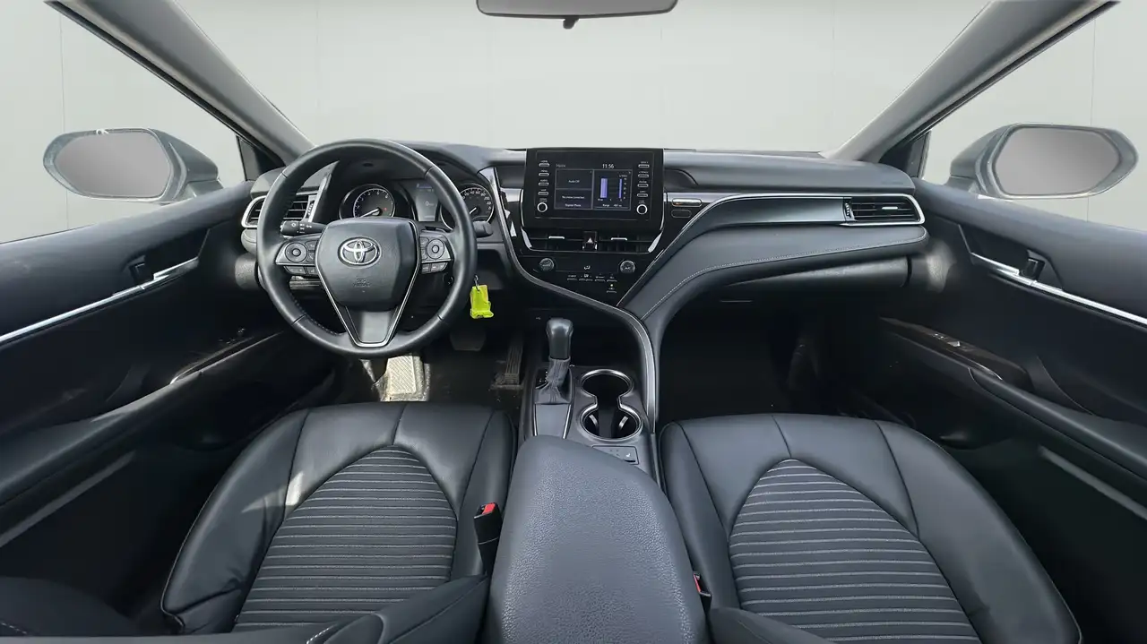 Toyota Camry снимка Toyota Camry