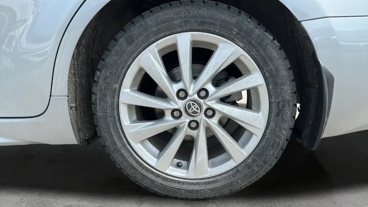 Toyota Camry снимка Toyota Camry
